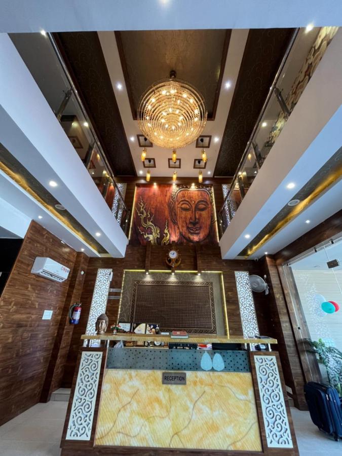 Shri Sai Hotel Azamgarh Exterior photo